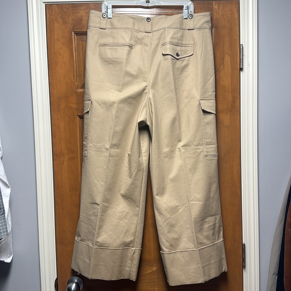 LAUREN Ralph Lauren Stretch Cotton Cropped Cargo Pants - Picture 4 of 8